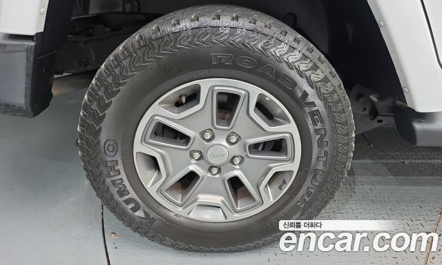 Jeep Wrangler 2.8 Diesel Sahara 4Door — пробег 178 214 км — фото 5 из 5