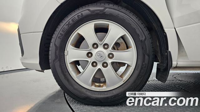 Hyundai Starex Wagon 11-Seater Modern — пробег 57 991 км — фото 5 из 5