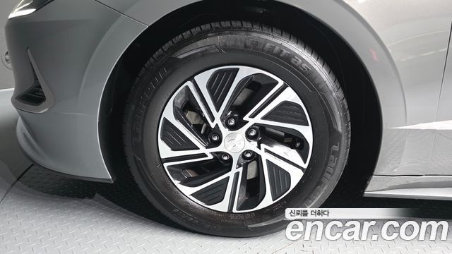 Hyundai Sonata Modern — пробег 190 987 км — фото 5 из 5