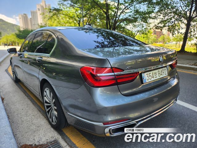 BMW 7-Series 740Ld xDrive — пробег 250 745 км — фото 2 из 5