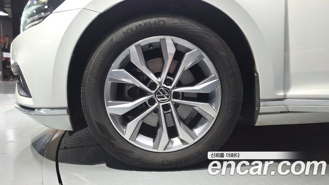 Volkswagen Passat из Кореи Encar