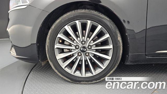 Kia K7 из Кореи Encar