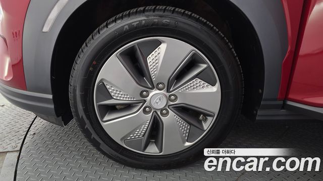 Hyundai Kona из Кореи Encar