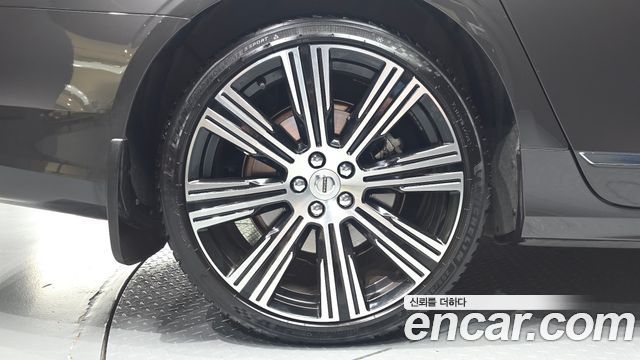 Volvo S90 из Кореи Encar