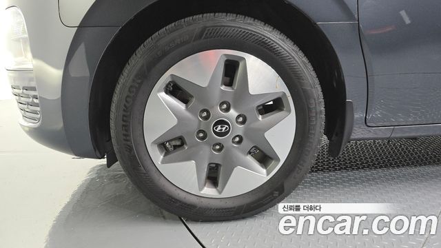 Hyundai Staria из Кореи Encar