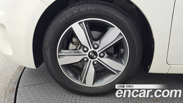 Kia K3 из Кореи Encar