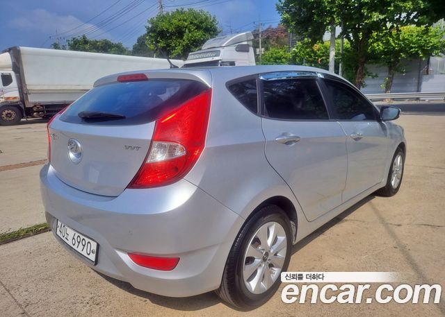 Hyundai Accent 1.4 VVT Modern — пробег 107 666 км — фото 4 из 5