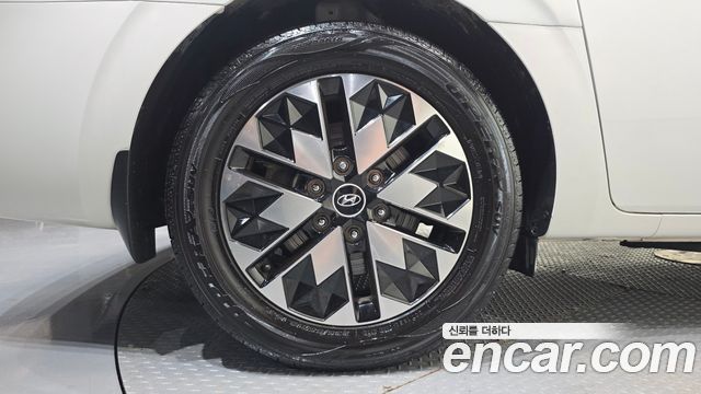 Hyundai Staria из Кореи Encar