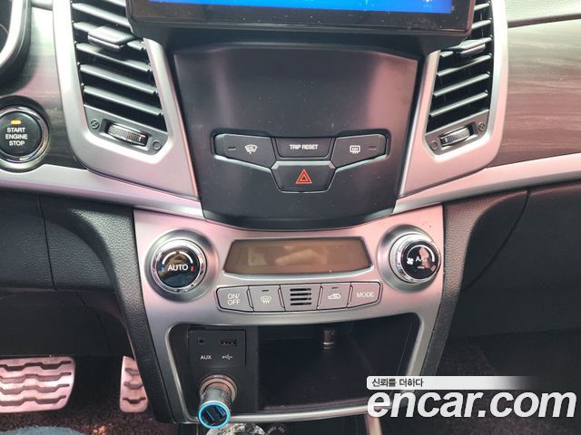 Ssangyong KORANDO из Кореи Encar
