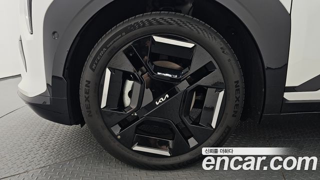 Kia EV3 из Кореи Encar