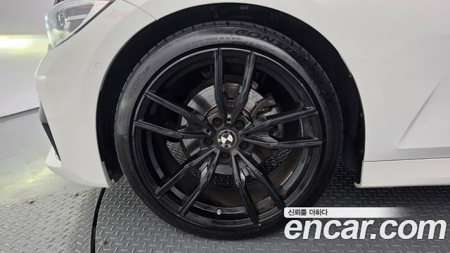 BMW 3-Series из Кореи Encar