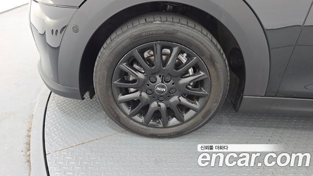 Mini Cooper из Кореи Encar