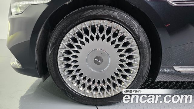 Genesis G90 из Кореи Encar