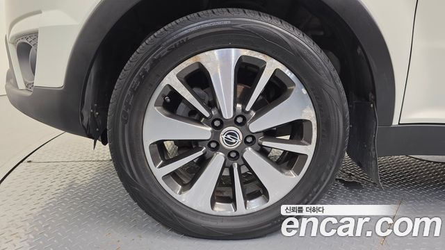 Ssangyong KORANDO из Кореи Encar