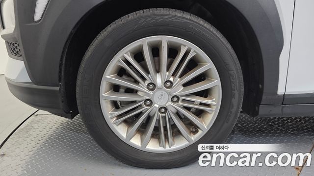 Hyundai Kona из Кореи Encar