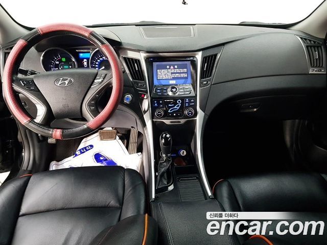 Hyundai Sonata 2.0 Premier — пробег 97 051 км — фото 5 из 5