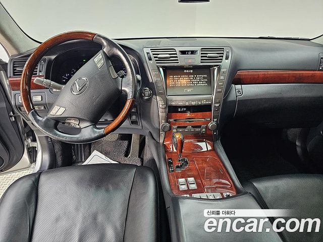 Lexus LS 5-seats XF40 — пробег 187 024 км — фото 5 из 5
