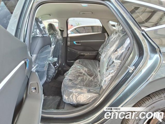 Hyundai Sonata 1.6 Turbo S — пробег 1 км — фото 5 из 5