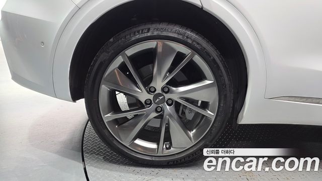Genesis GV70 из Кореи Encar