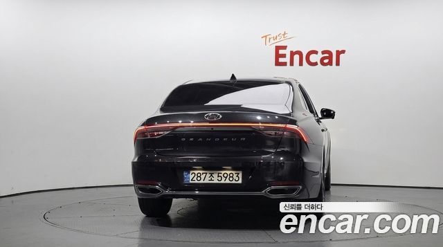 Hyundai Grandeur из Кореи Encar