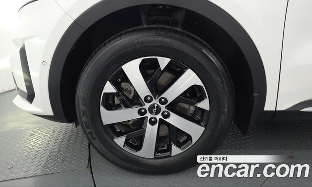 Kia Sorento Gasoline 2.5T 2WD Signature — пробег 67 064 км — фото 5 из 5