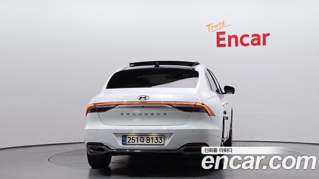 Hyundai Grandeur из Кореи Encar