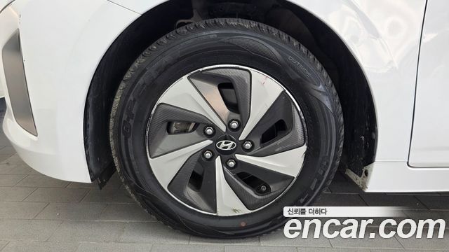 Hyundai Ioniq из Кореи Encar