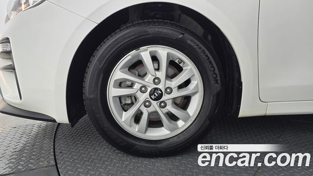 Kia K3 Luxury — пробег 81 373 км — фото 5 из 5