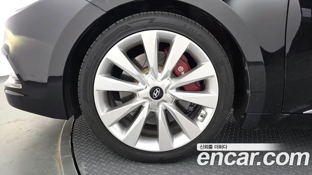 Hyundai Grandeur из Кореи Encar
