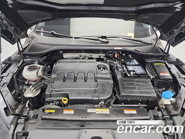 Volkswagen Arteon 2.0 TDI Presige 4Motion — пробег 121 122 км — фото 5 из 5