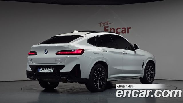 BMW X4 xDrive20i M Sport — пробег 36 727 км — фото 2 из 5
