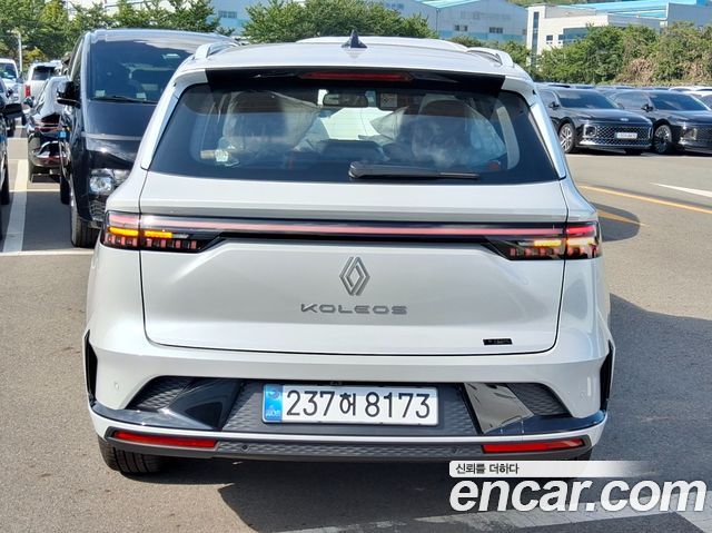 Renault (Samsung) Grand Koleos 1.5 E-TECH Iconic 2WD — пробег 4 км — фото 4 из 5