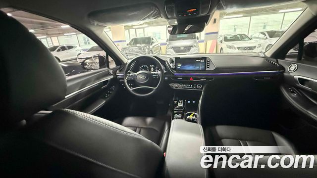Hyundai Sonata 2.0 Premium Plus — пробег 20 345 км — фото 3 из 5
