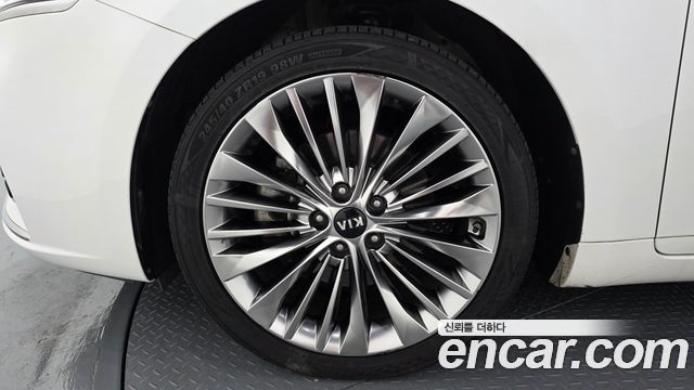 Kia K7 из Кореи Encar