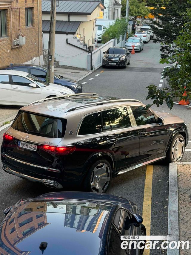 Mercedes-Benz GLS-Class Maybach GLS600 4MATIC — пробег 96 000 км — фото 3 из 5