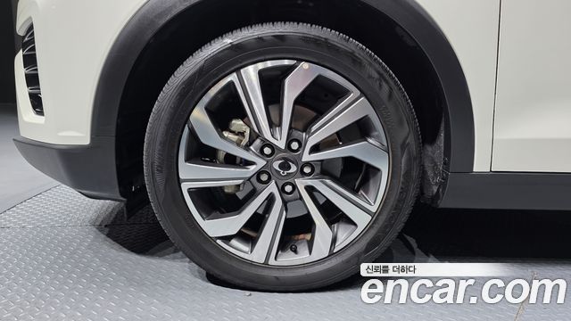 Ssangyong TIBOLI из Кореи Encar
