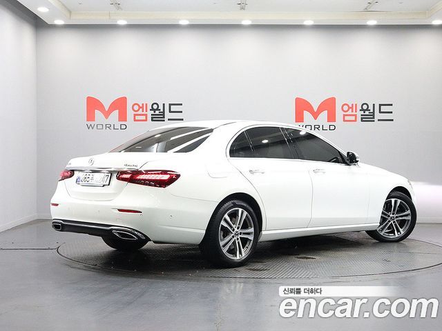 Mercedes-Benz E-Class E350 4MATIC Avantgarde — пробег 67 245 км — фото 4 из 5