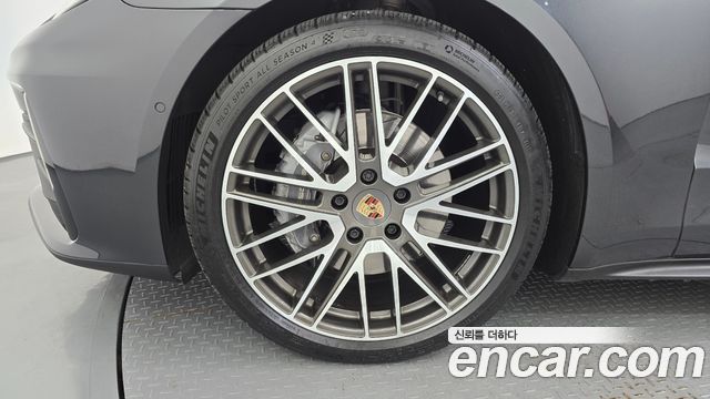 Porsche Panamera 2.9 AWD — пробег 28 098 км — фото 5 из 5