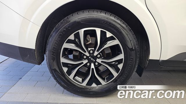 Kia Carnival Gasoline 9-Seater Prestige — пробег 124 864 км — фото 5 из 5