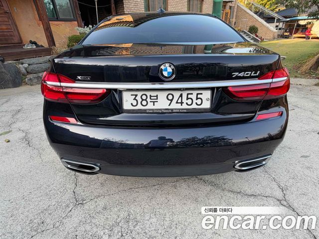 BMW 7-Series 740Li xDrive M Sport Package — пробег 117 000 км — фото 5 из 5