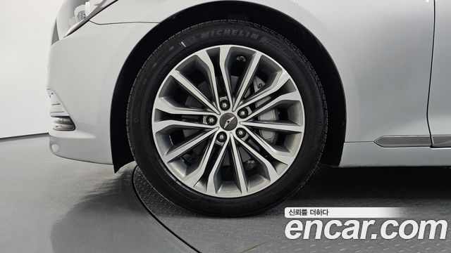 Hyundai Genesis из Кореи Encar