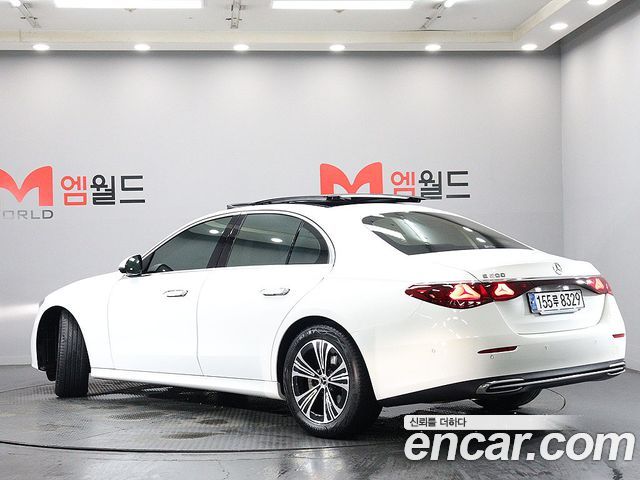 Mercedes-Benz E-Class из Кореи Encar