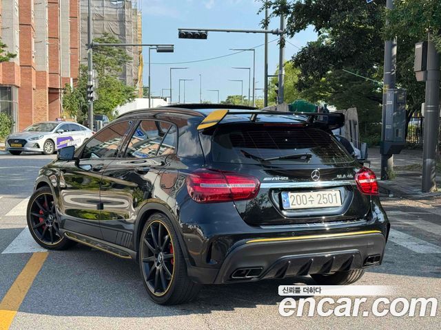 Mercedes-Benz GLA-Class GLA45 AMG 4MATIC 50th Edition — пробег 101 000 км — фото 2 из 5