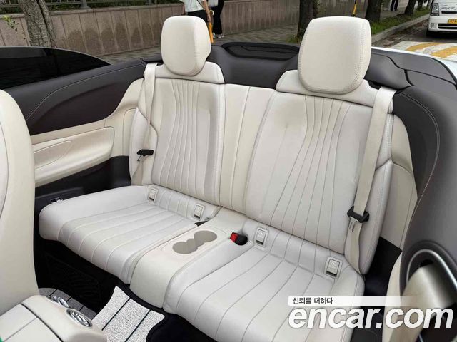 Mercedes-Benz E-Class E220d Cabriolet — пробег 53 000 км — фото 4 из 5