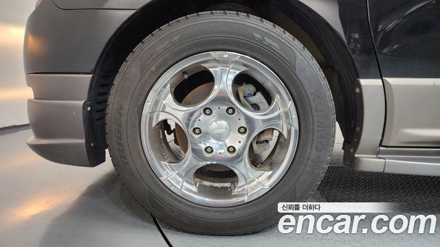 Hyundai Starex Limousine — пробег 98 323 км — фото 5 из 5