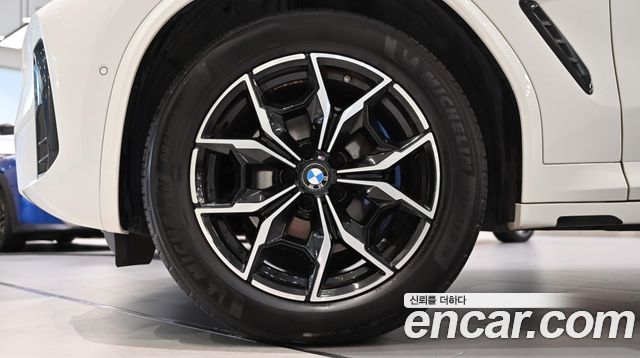 BMW X4 xDrive20i M Sport — пробег 42 821 км — фото 5 из 5