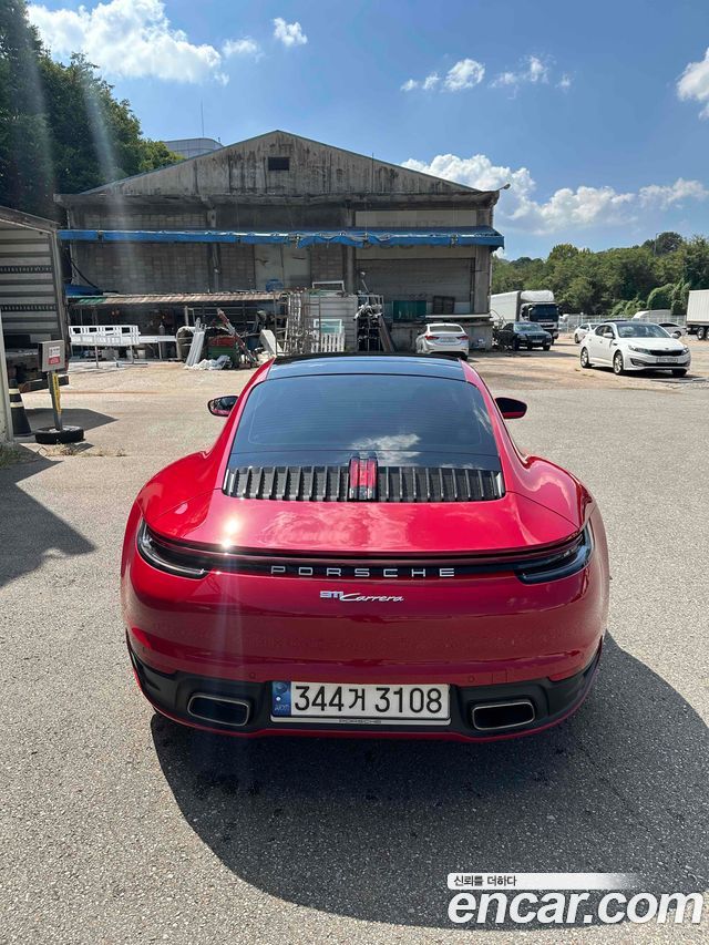 Porsche 911 Carrera — пробег 15 000 км — фото 4 из 5