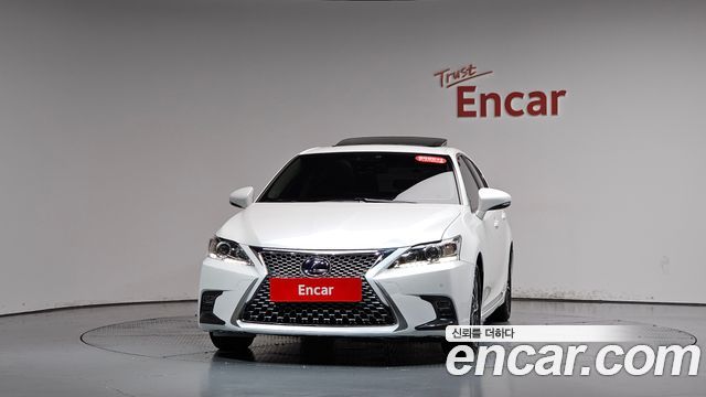 Lexus CT200h 1.8 Supreme ZWA10 — пробег 149 597 км — фото 3 из 5