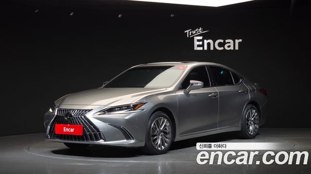 Lexus ES Executive — пробег 55 799 км — фото 1 из 5