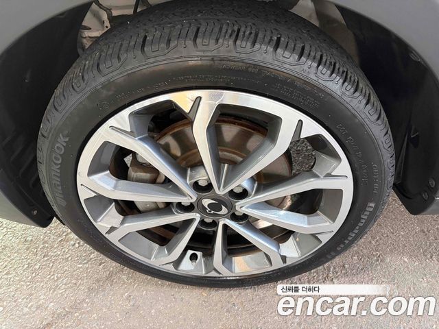 Ssangyong TIBOLI Gear Edition 2WD — пробег 91 300 км — фото 5 из 5